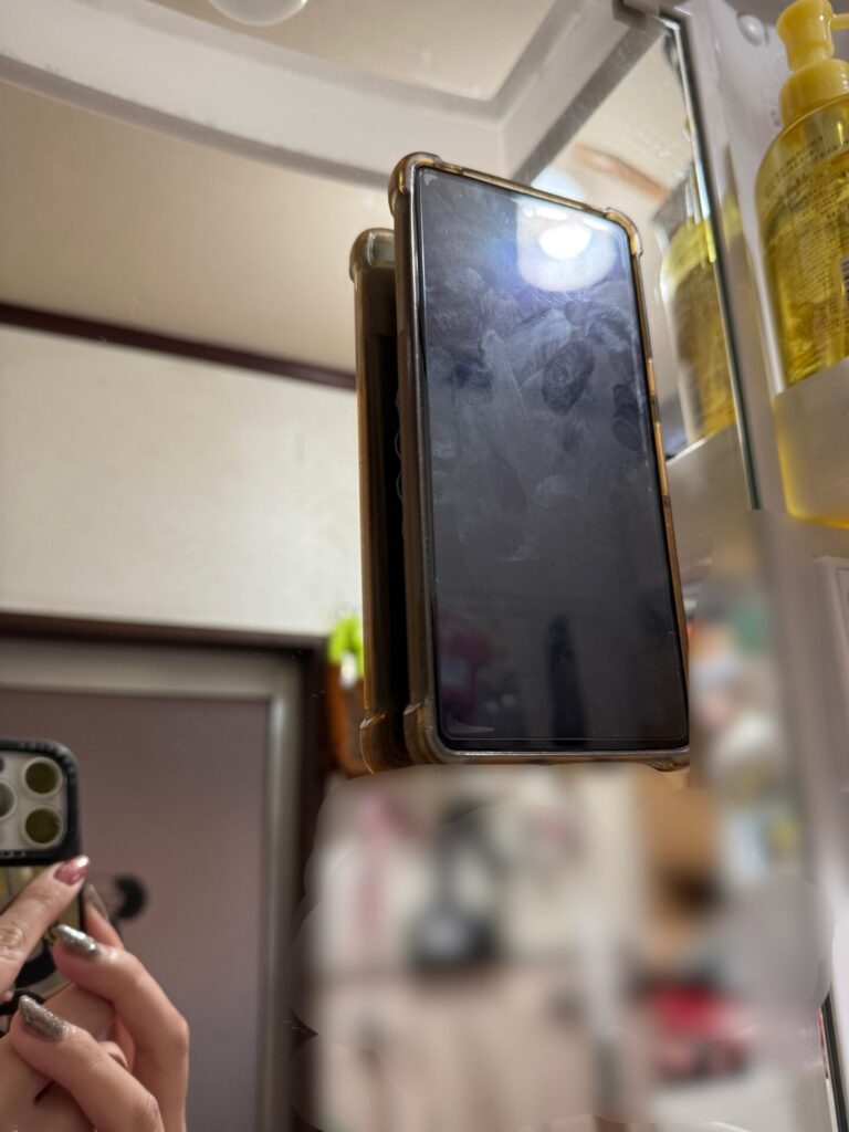 セリア 吸着シート スマホ