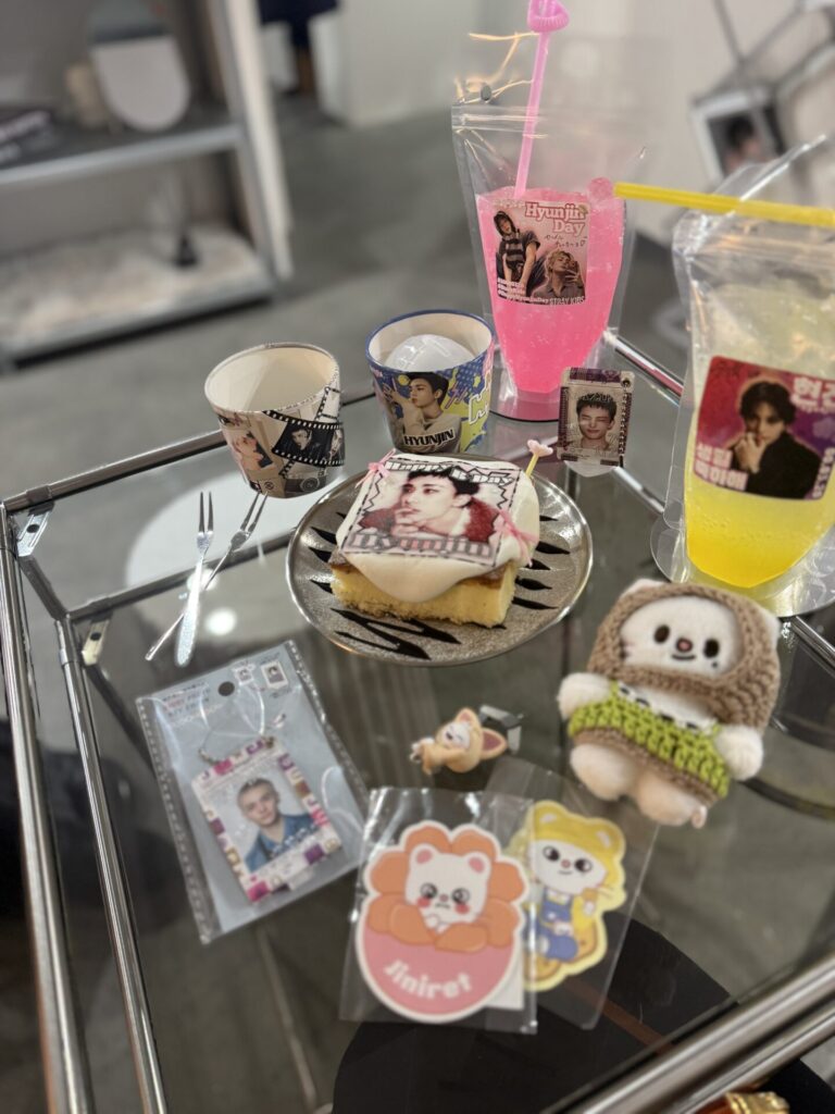 センイルカフェ　大阪　birthday　スキズ