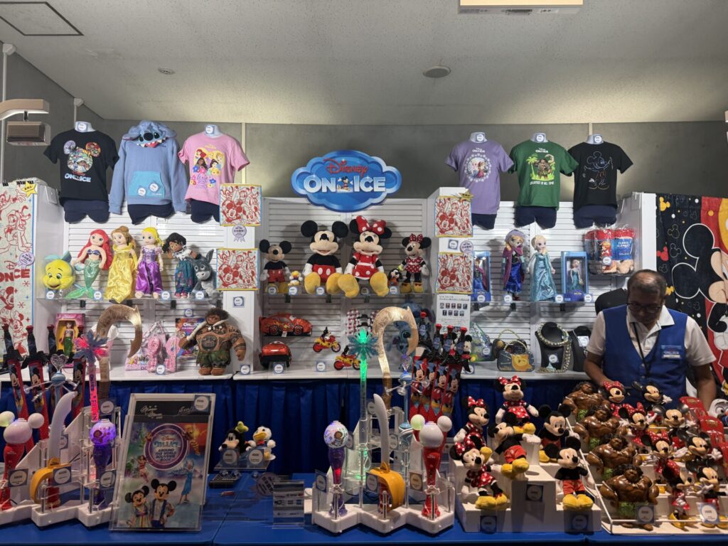 ディズニーオンアイス グッズ 2026年